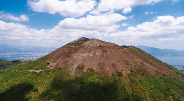 Come Visitare Il Vesuvio Biglietti Orari E Come Arrivare Al Cratere