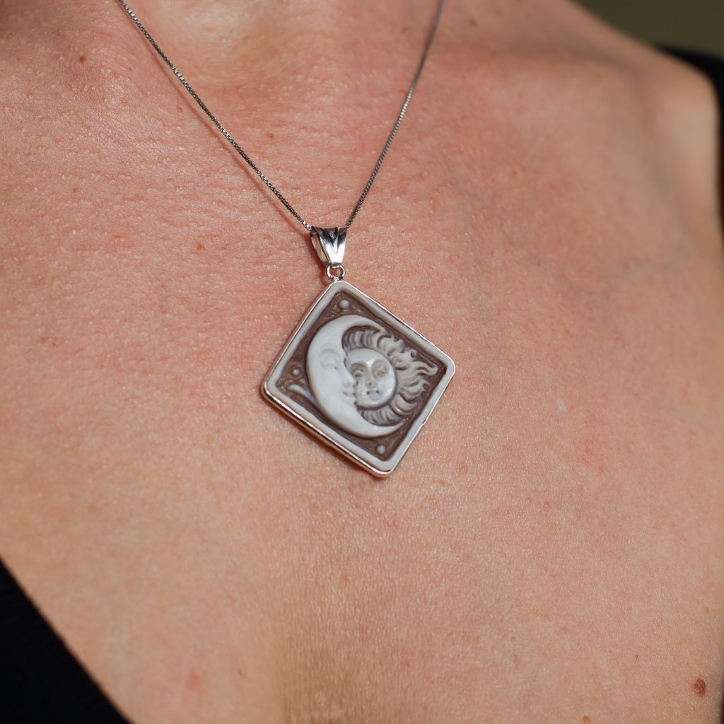 Collana Sole E Luna In Argento 925 Con Opale Bianco - Gioiello Romantico Per Donna, Regalo Speciale Per Fidanzata O Figlia