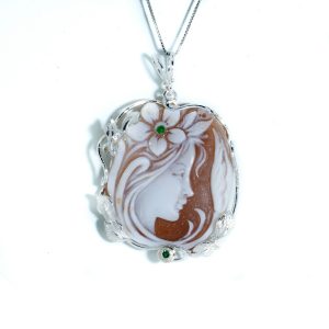 Cameo necklace mm 30x40