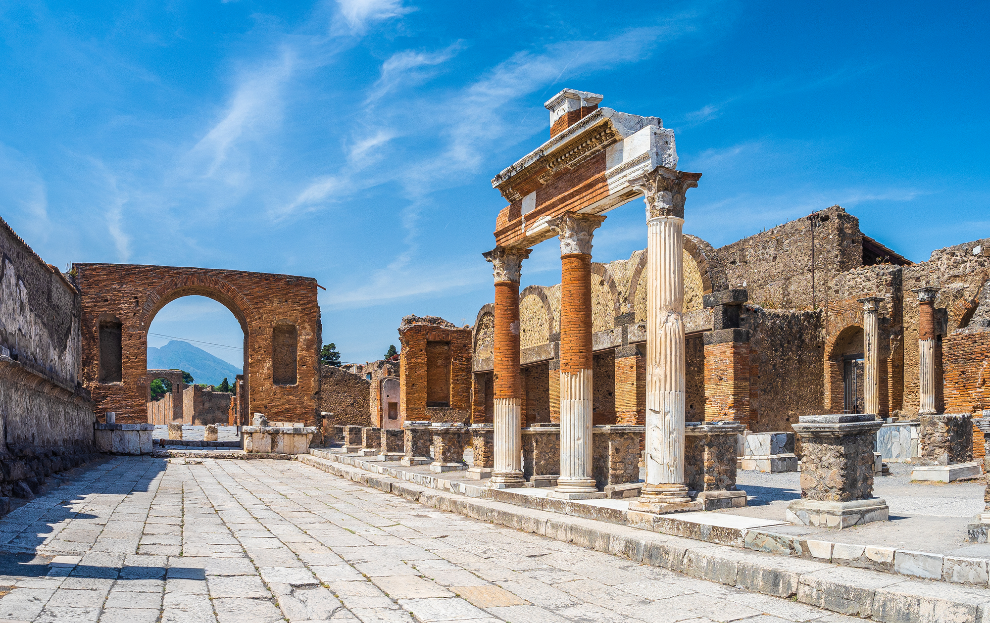 Pompeii Ancient Arch