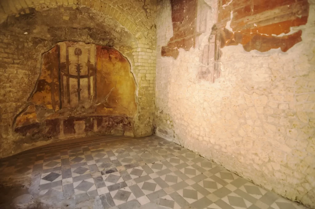 curved wall in the skeleton house