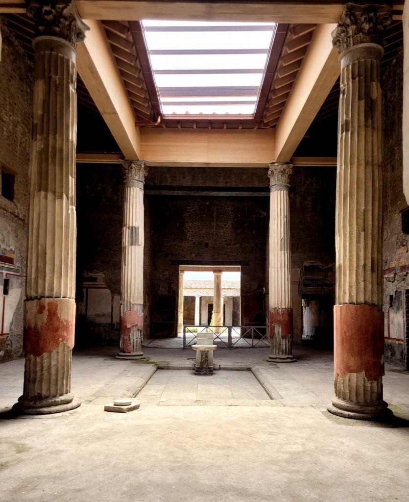 Atrio casa delle nozze d'argento di Pompei
