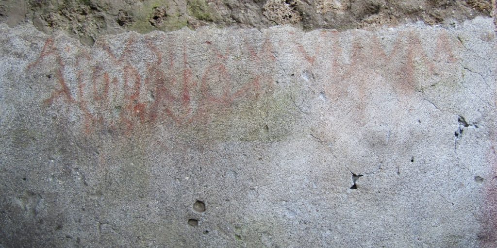 Il nome sul manifesto elettorale ritrovato a Pompei