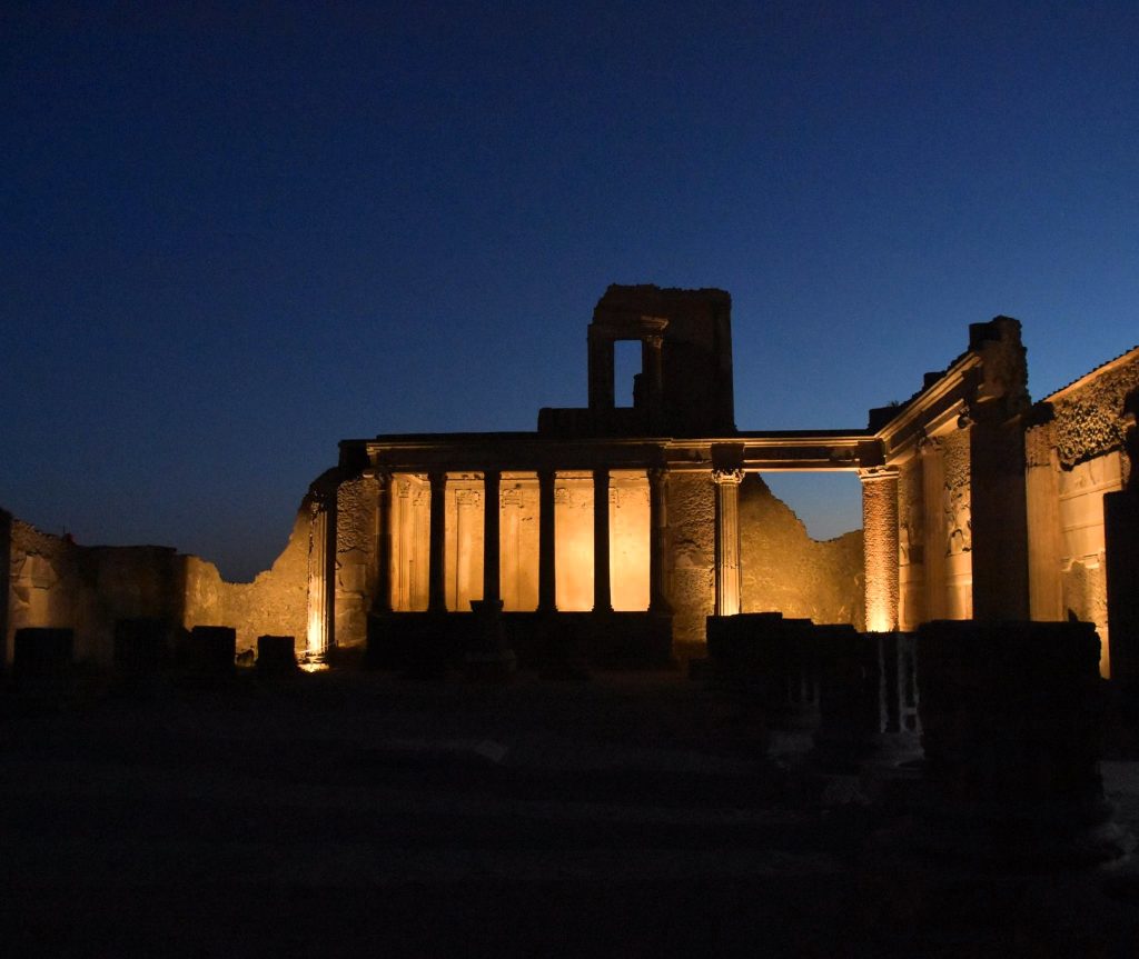 Pompei di notte