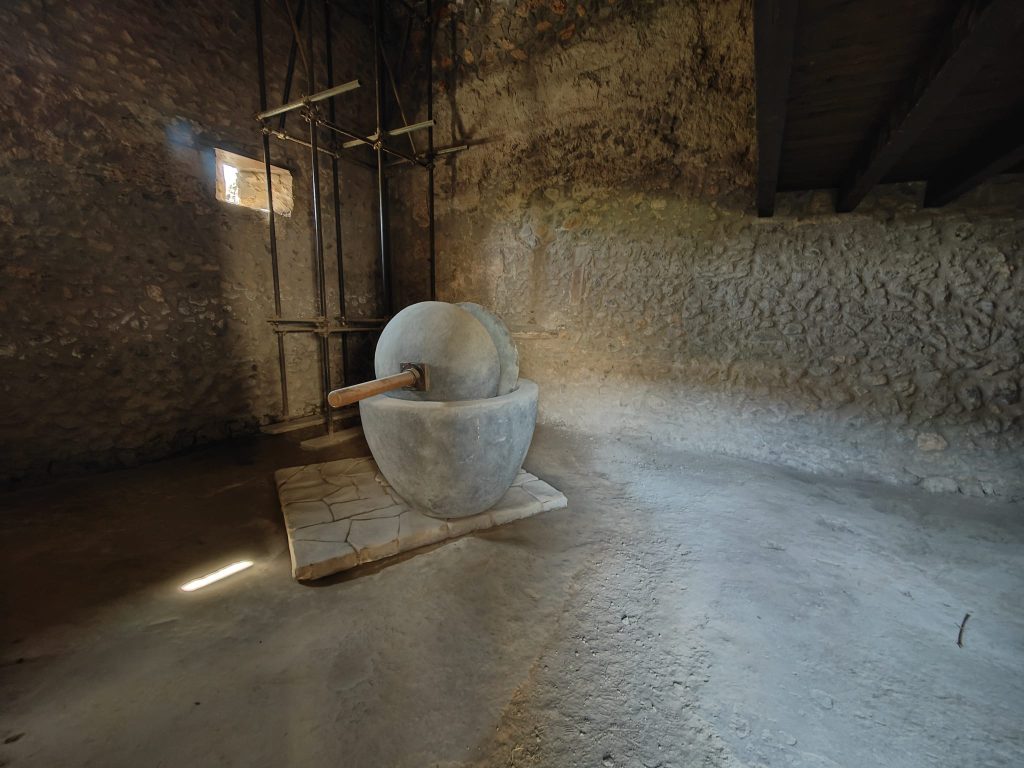 
Millstone House of the Europa Ship Pompeii