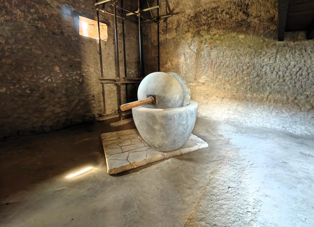 Millstone in the house of the ship europa Pompeii