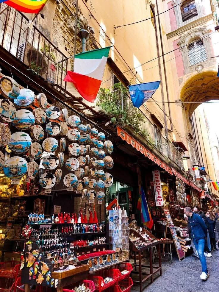 Via san gregorio armeno Napoli
